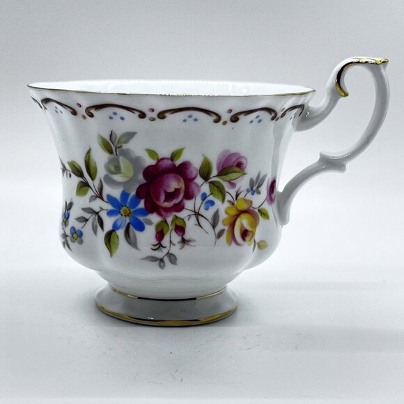 Royal Albert Jubilee Rose Vintage Teacup and Saucer - Picture 2 of 13